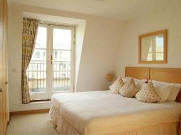 The Kings Wardrobe By Bridgestreet Hotel London