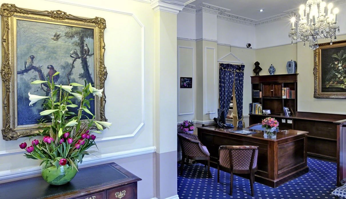 Grange Blooms Hotel 4*