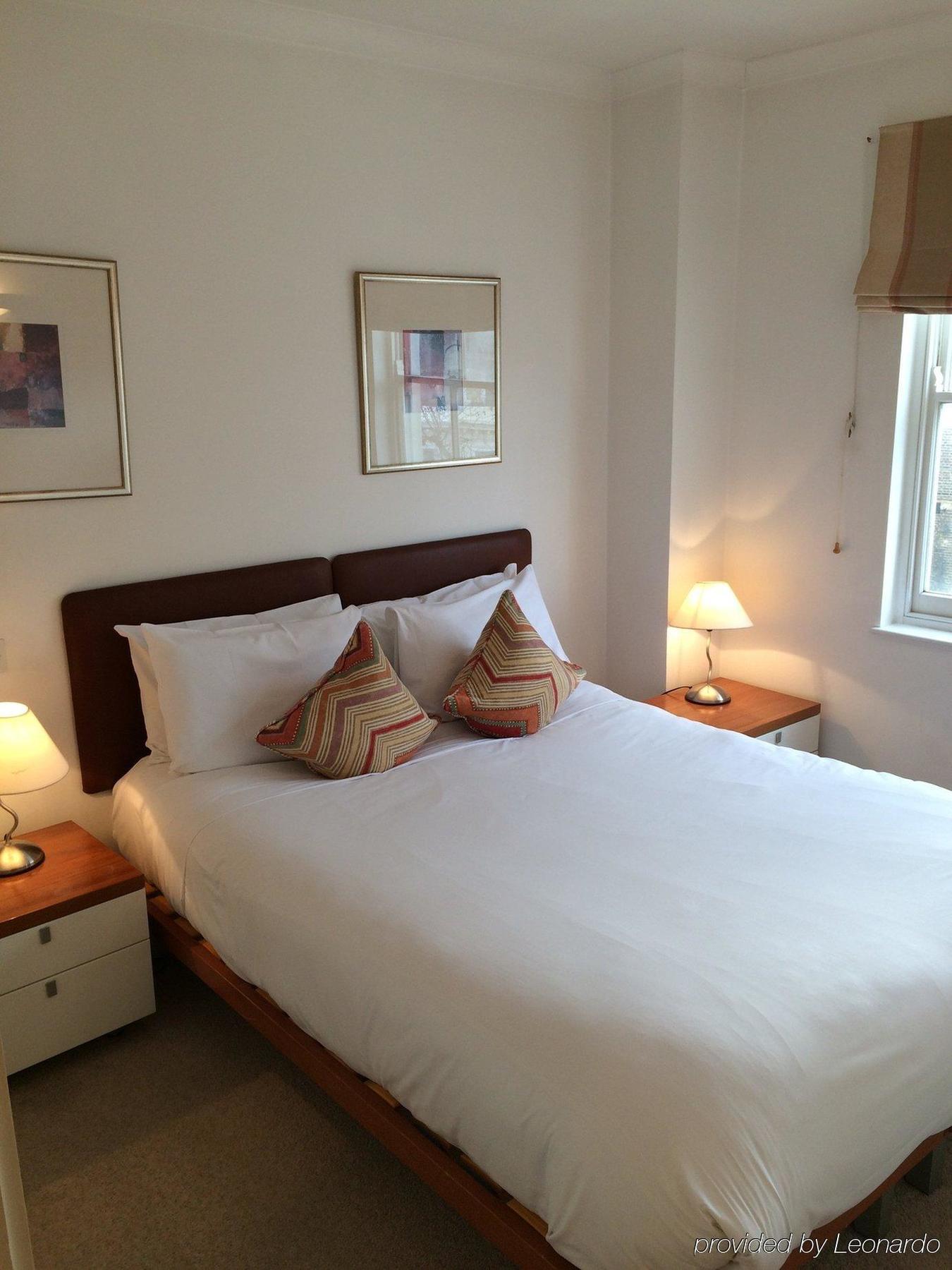 Notting Hill By Bridgestreet * London