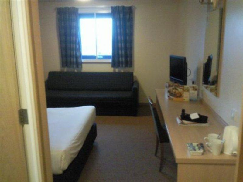 Travelodge Airport