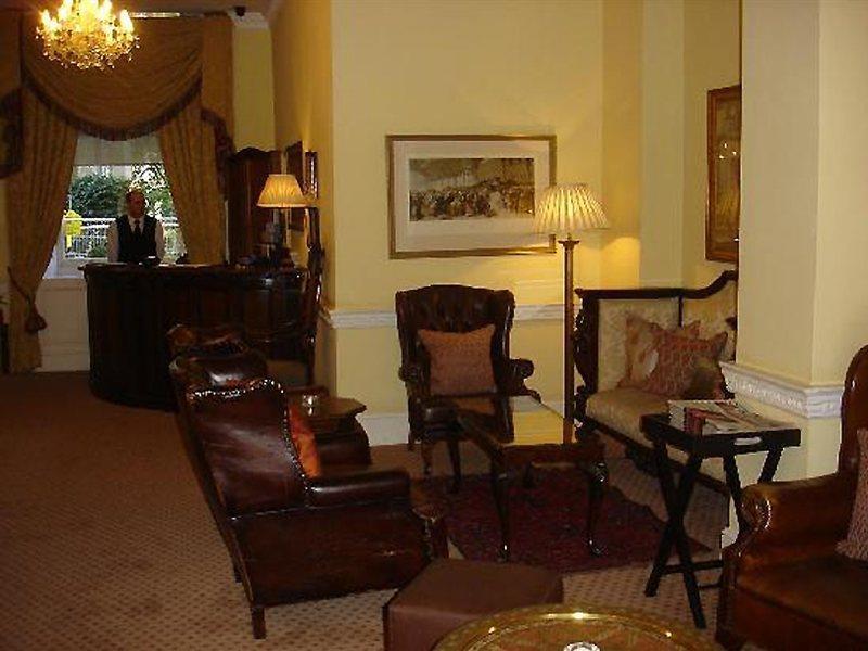 Commodore London