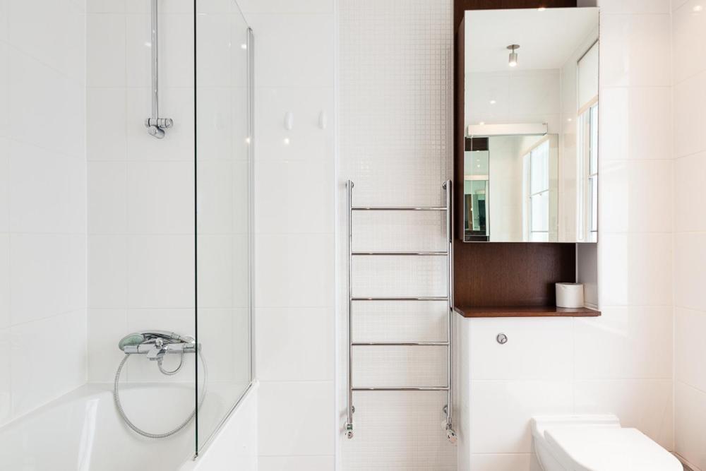 Covent Garden Living 4*