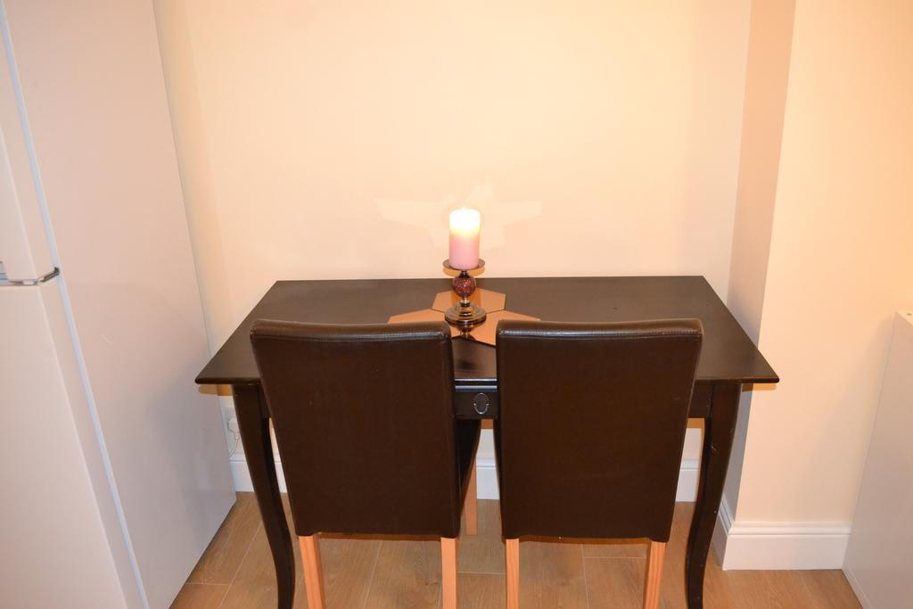Apartment High Street Service London