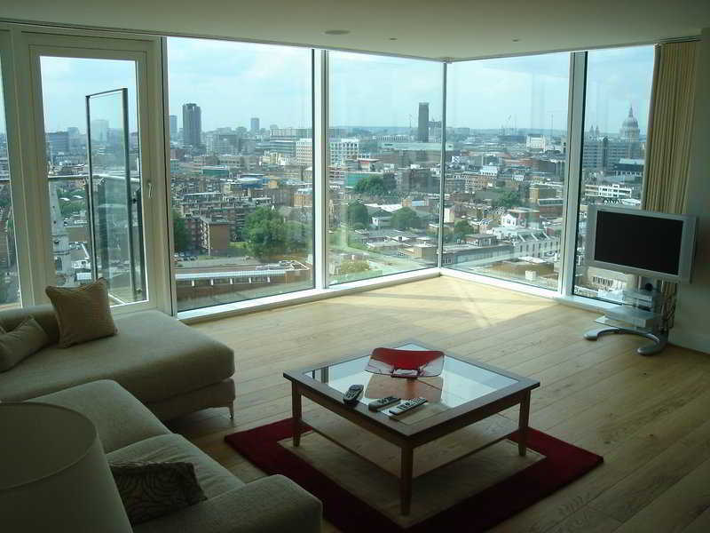 Aparthotel Marlin Bridge - Empire Square
