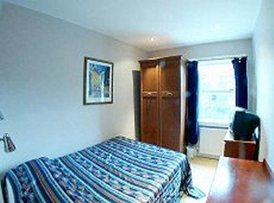 Premier West Th 2* London