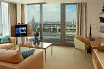 Hotel Park Plaza County Hall London