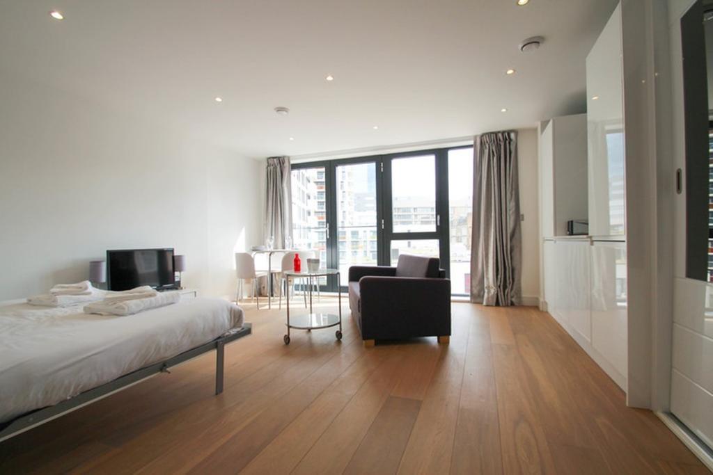 Apartment Aldgate East Studio