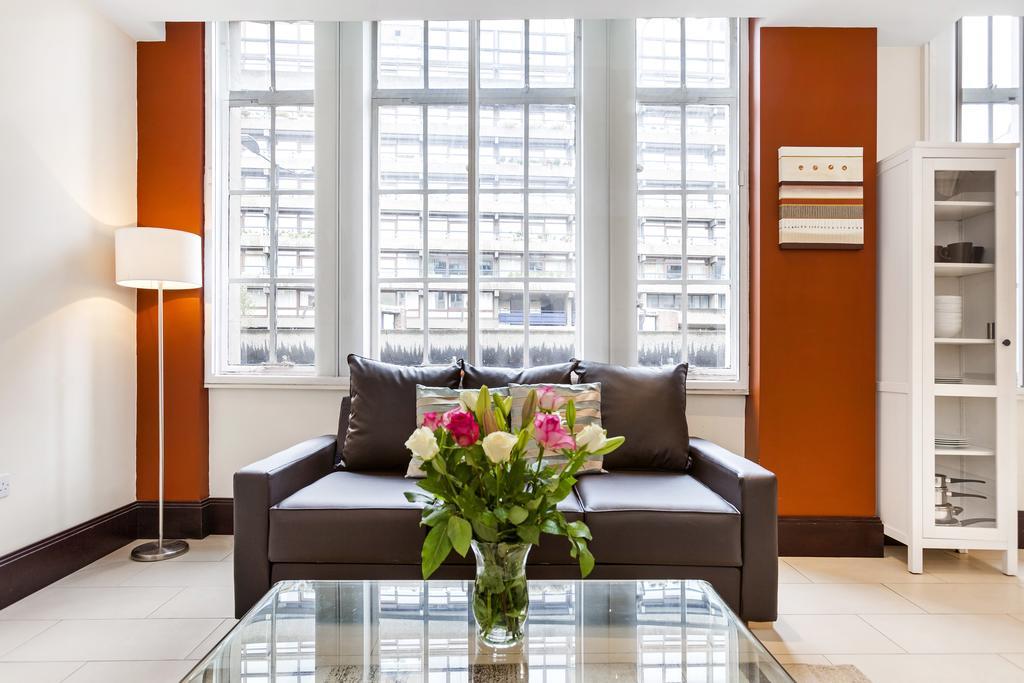 Club Living - Barbican *