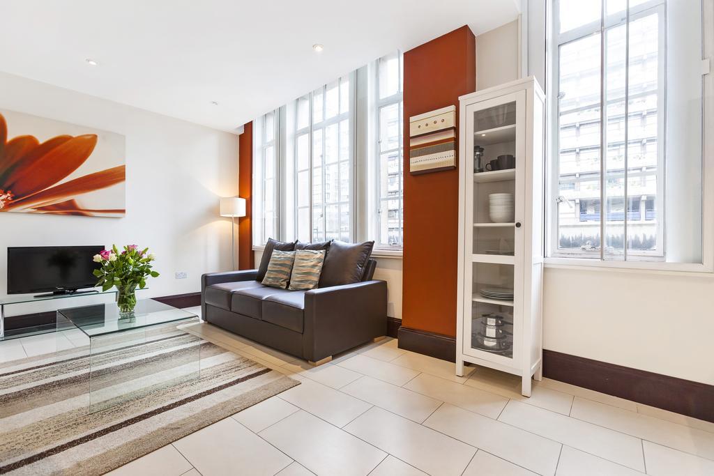 Club Living - Barbican London
