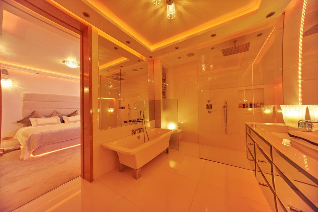 Apartment James Bond Style Penthouse *