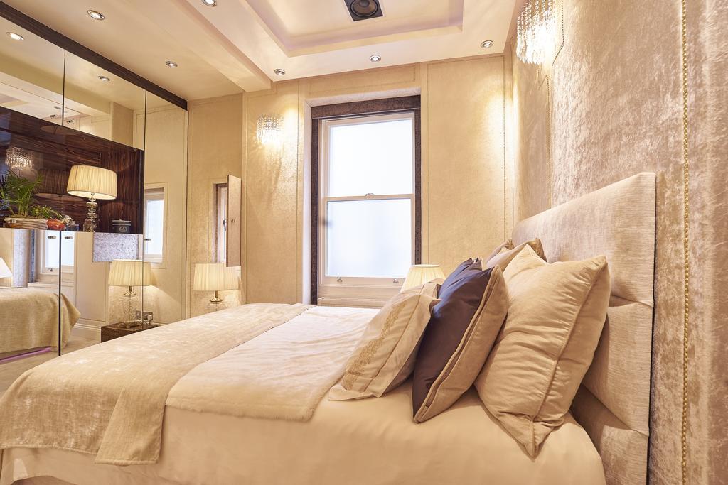 James Bond Style Penthouse Apartment