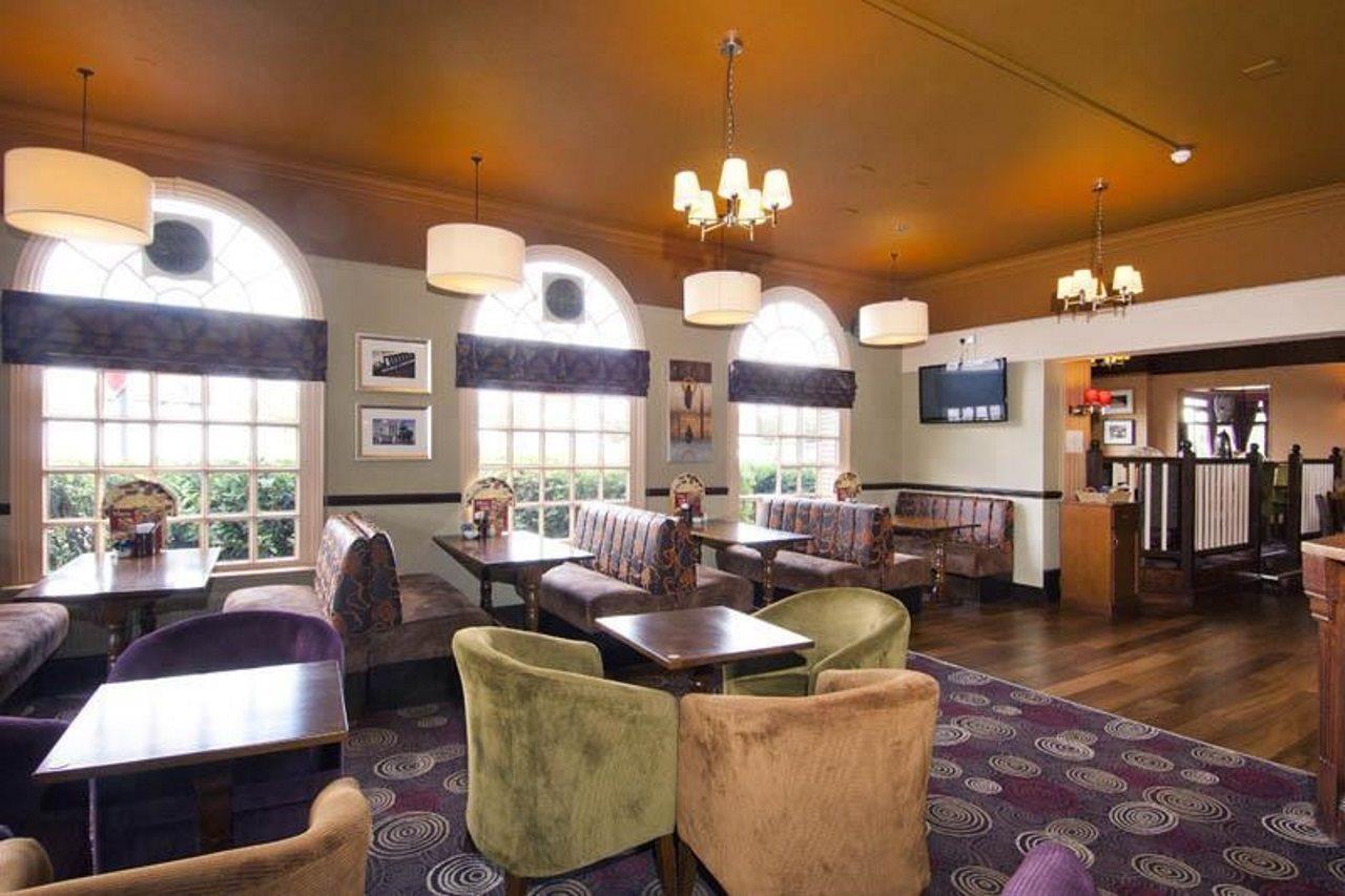 Premier Greenford Hotel London