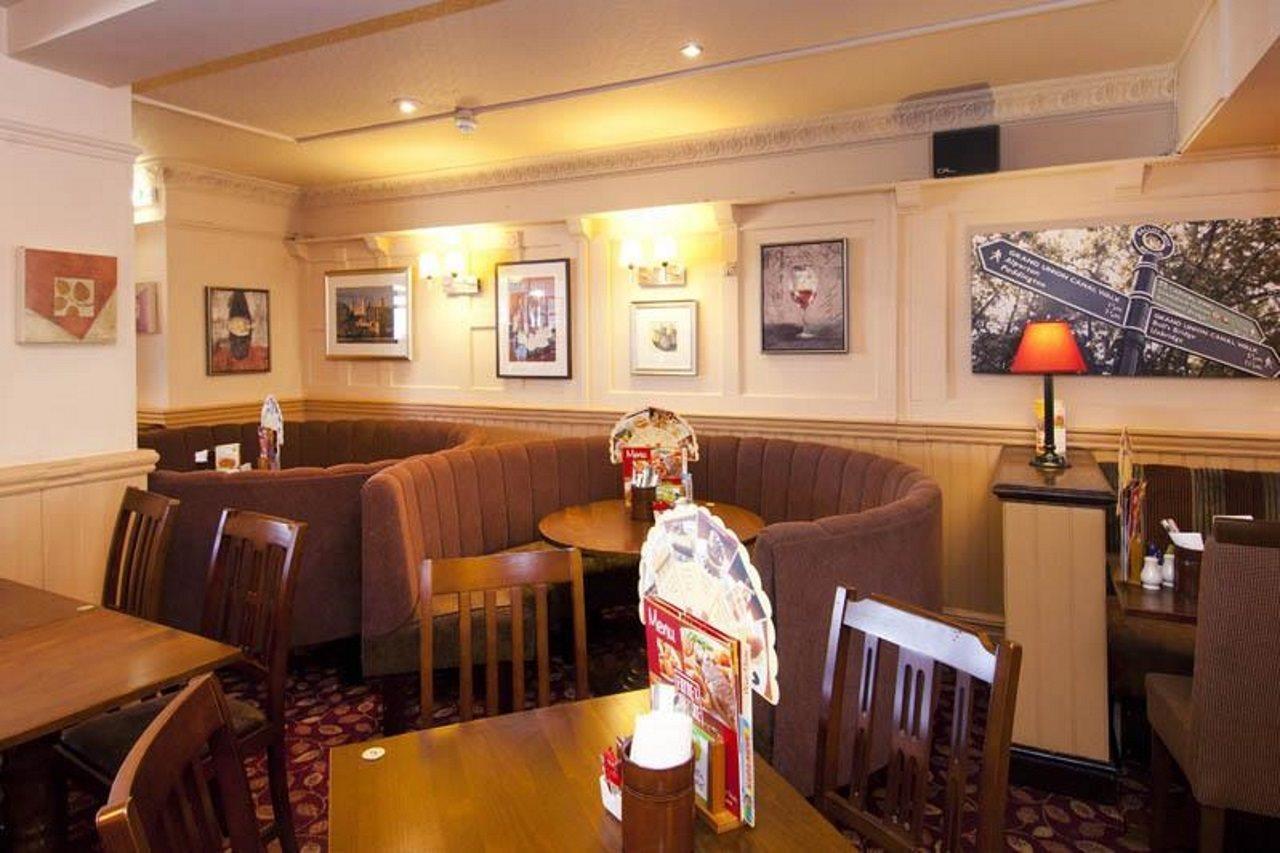 Premier Greenford 3* London