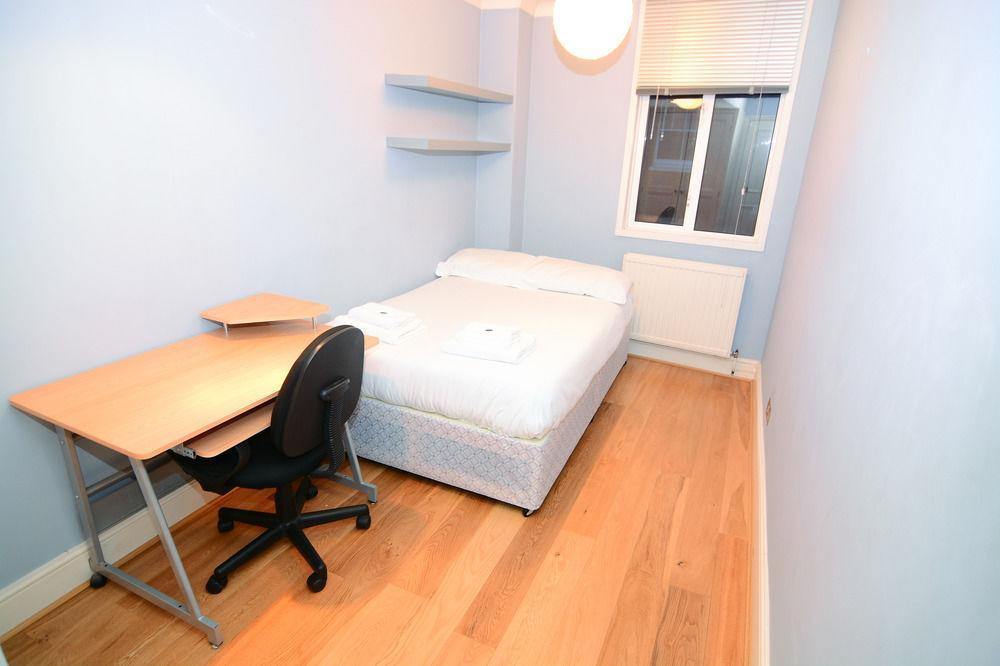 Apartment Wharf - London