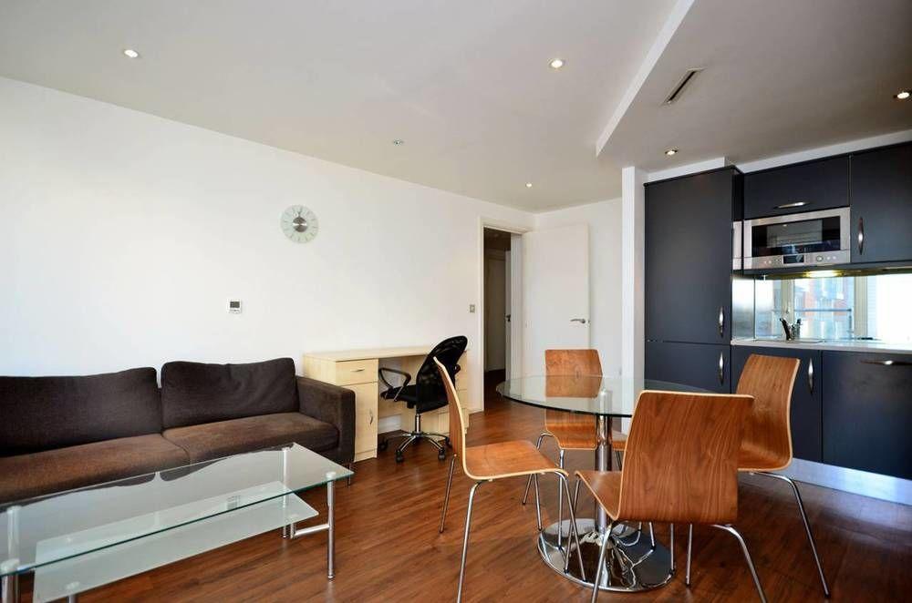 Belvedere Royal Victoria Docks Apartment *