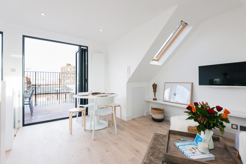 The Barons Court Lodge London