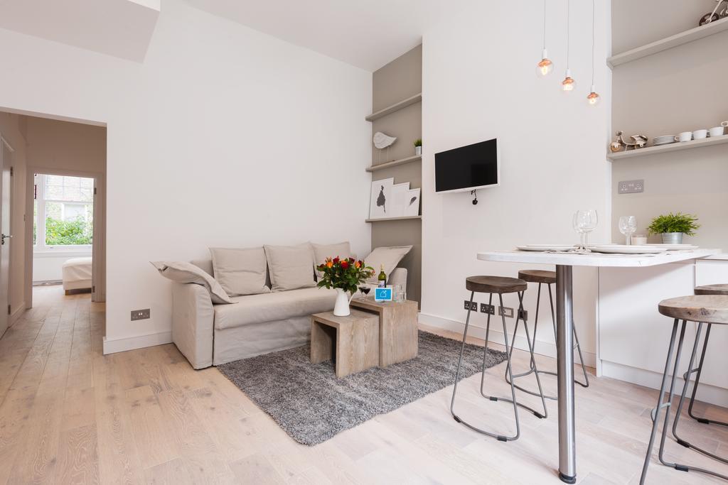 The Barons Court Lodge London