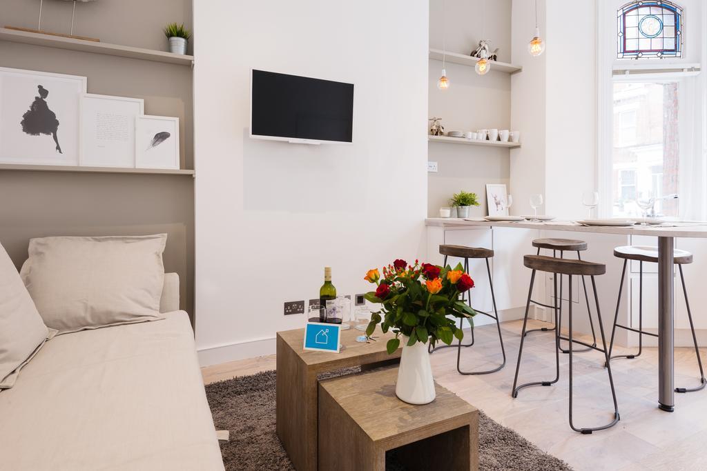 The Barons Court Lodge Apartment