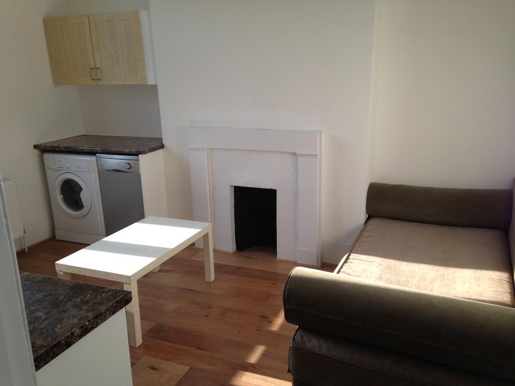 Apartment Arsenal 123 Close To Emirates Stadium Direct Eurostar Heathrow-3 Apartments Here