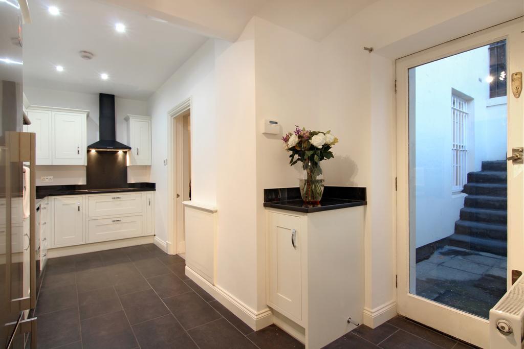 Apartment Lifestyle - Belgravia - Style *
