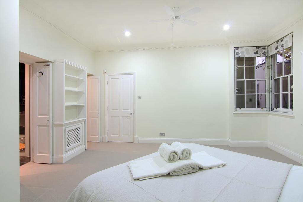 Lifestyle - Belgravia - Style