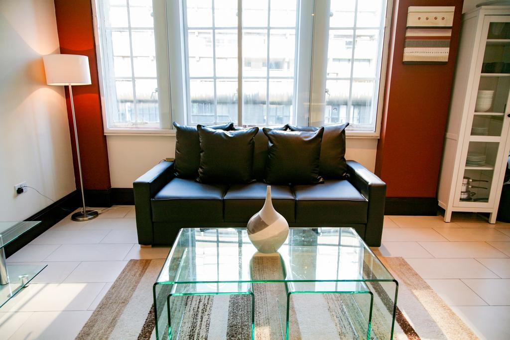 Apartment Club Living - Barbican London