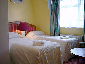 Tria Hotel