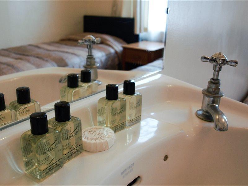 Hotel Mornington Victoria 4*