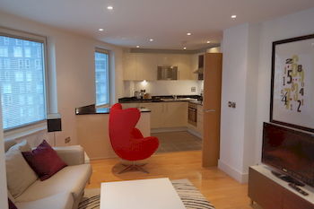 Apartment Lanterns Court By Bridgestreet