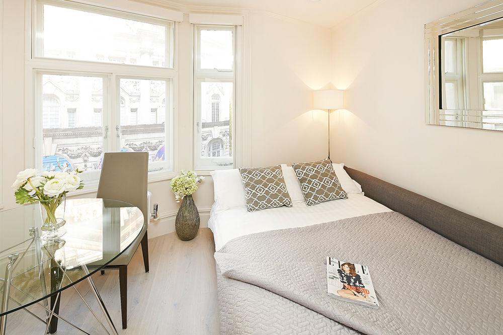 Stayo Exeter Street Hotel 3*