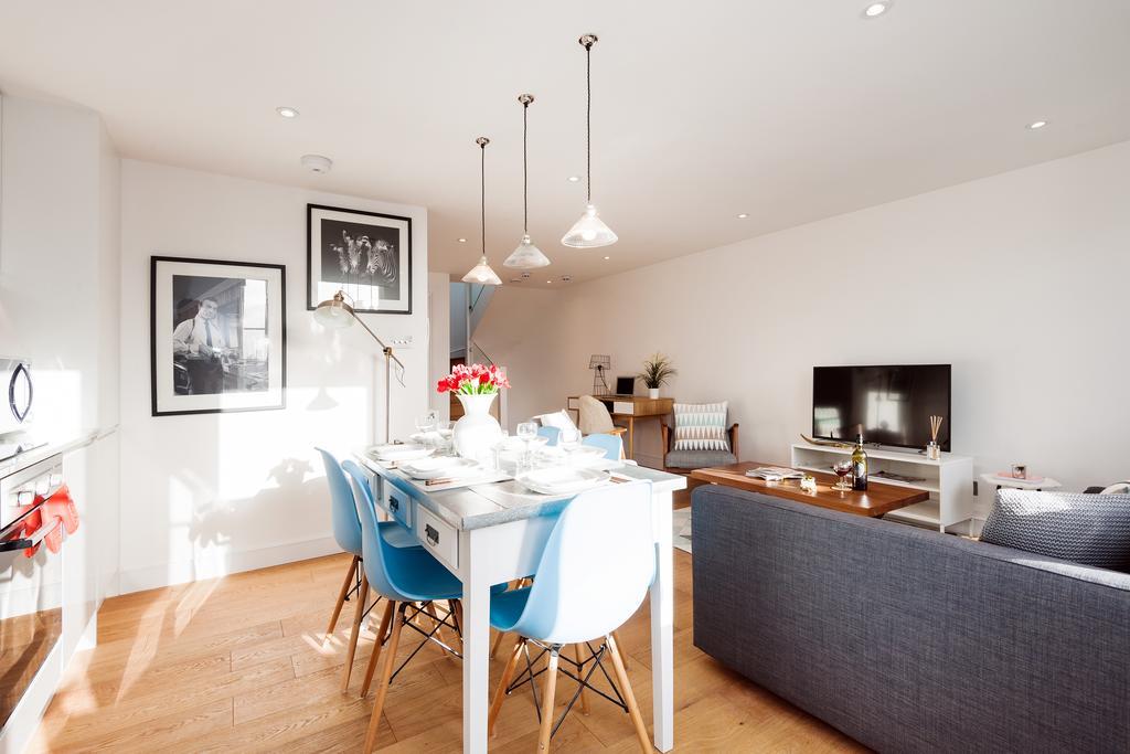 The Lillie Road Residence * London