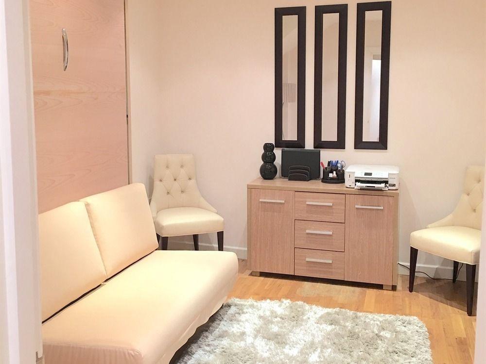 Westminster Studio Apartment London
