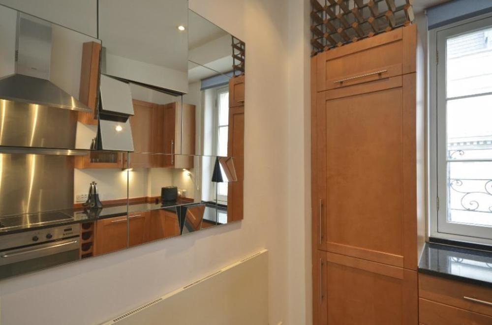 Uber Trafalgar Apartment London