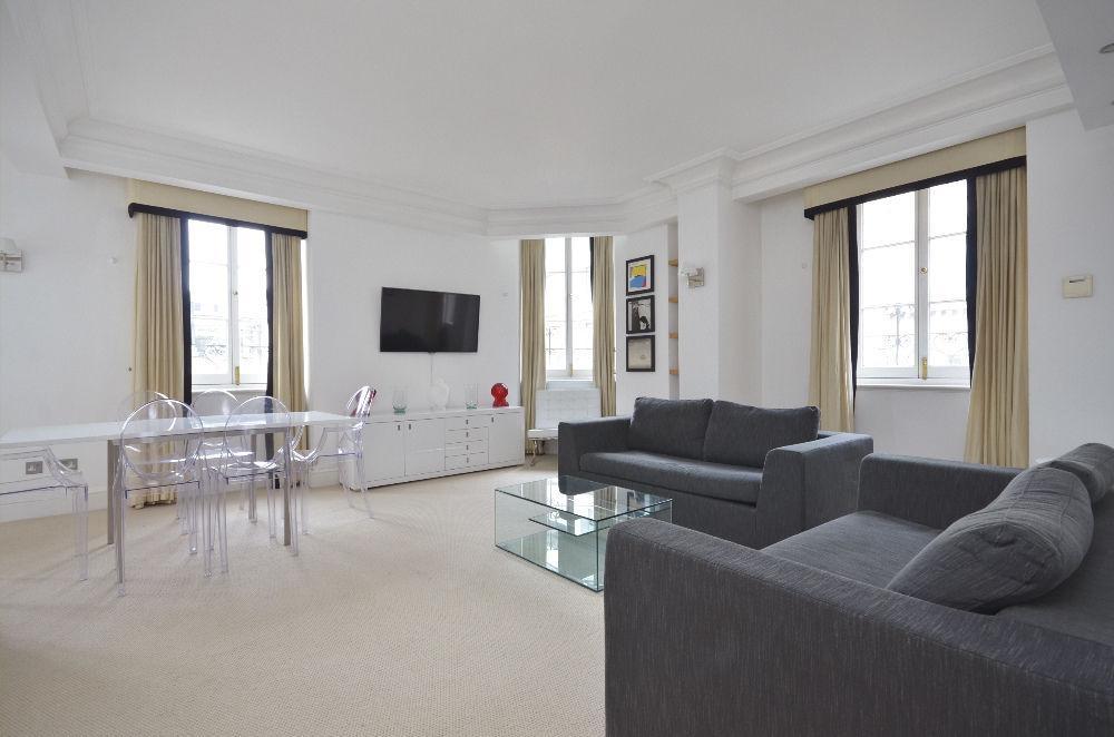 Uber Trafalgar Apartment