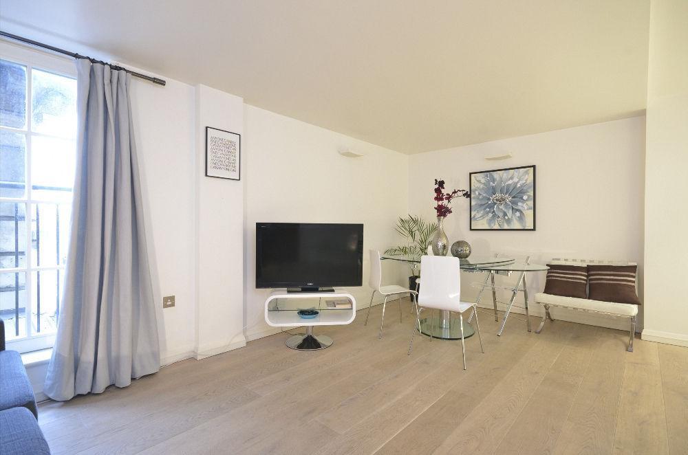Apartment Uber Trafalgar London