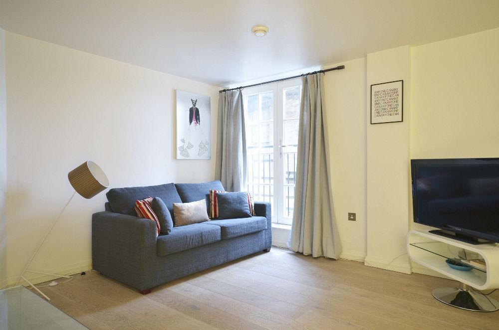 Uber Trafalgar Apartment London