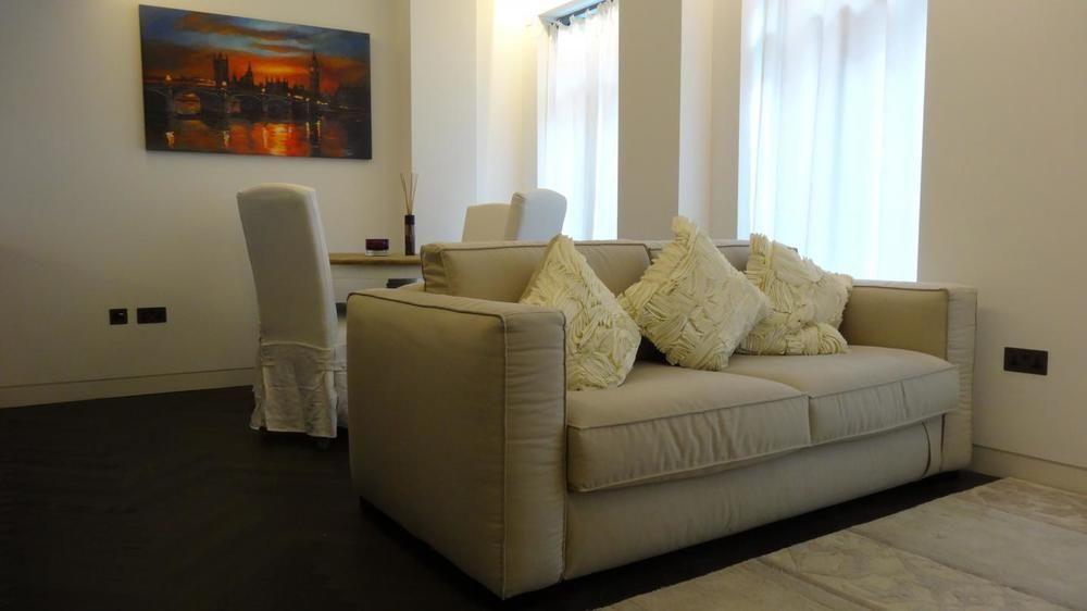 Apartment Uber Trafalgar