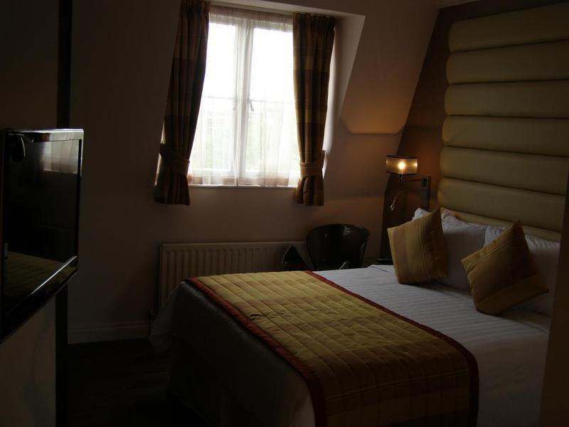 Hotel Holiday Villa Hotel