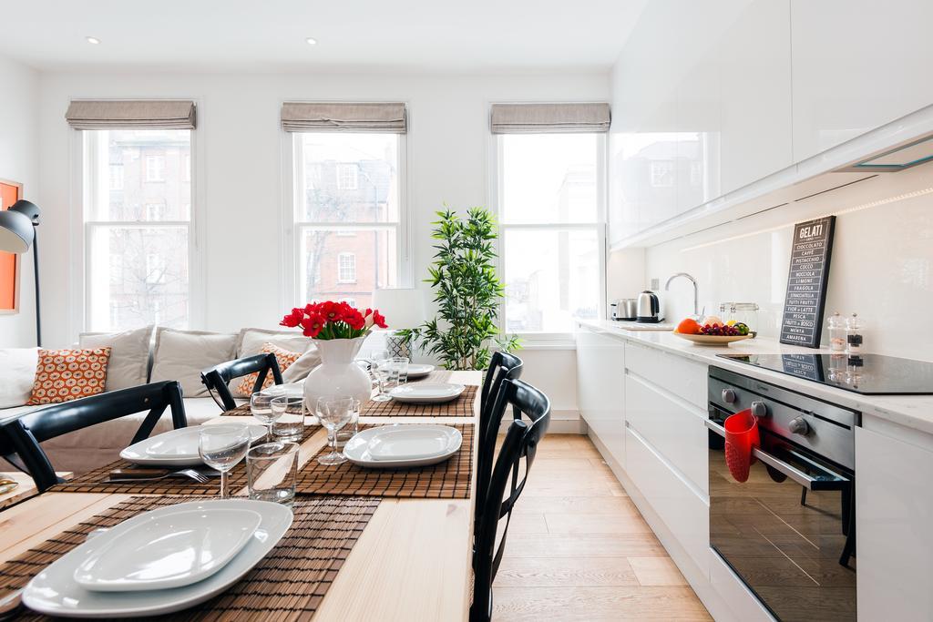 The Lillie Road Residence *