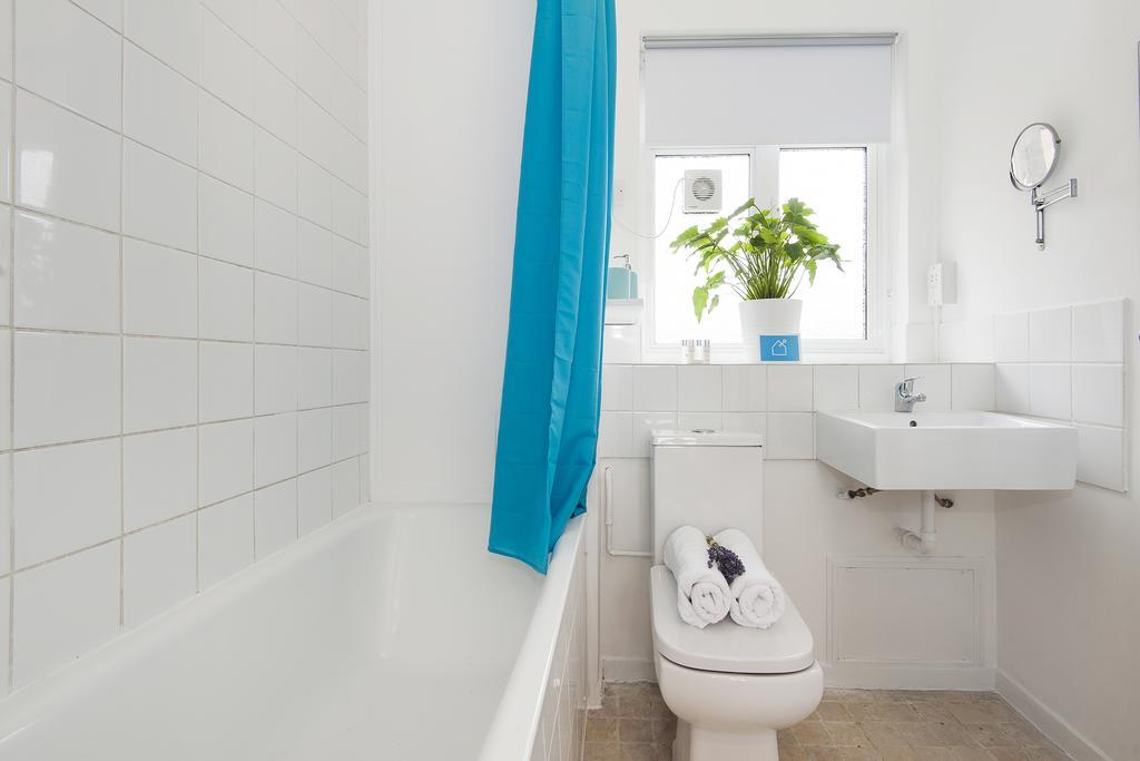 The Chelsea Hortensia Road Apartment