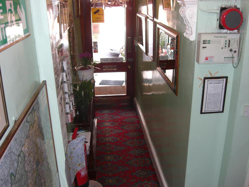 Acomodação com café da manhã  Albany Londres