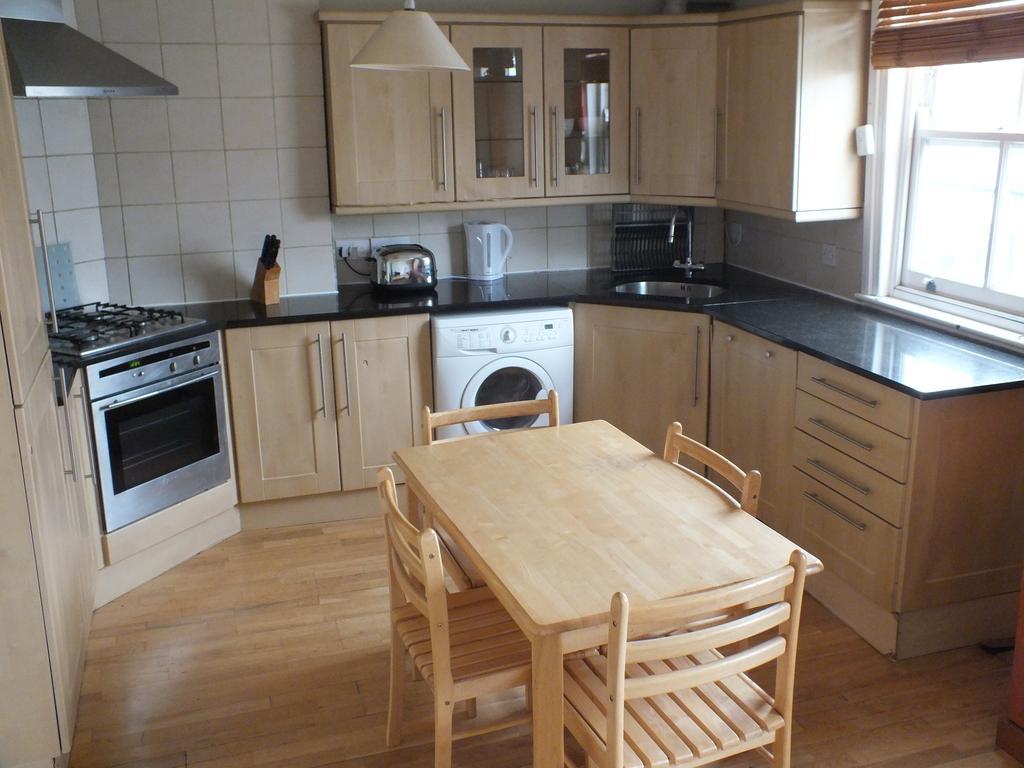 Apartment Access Earls Court London