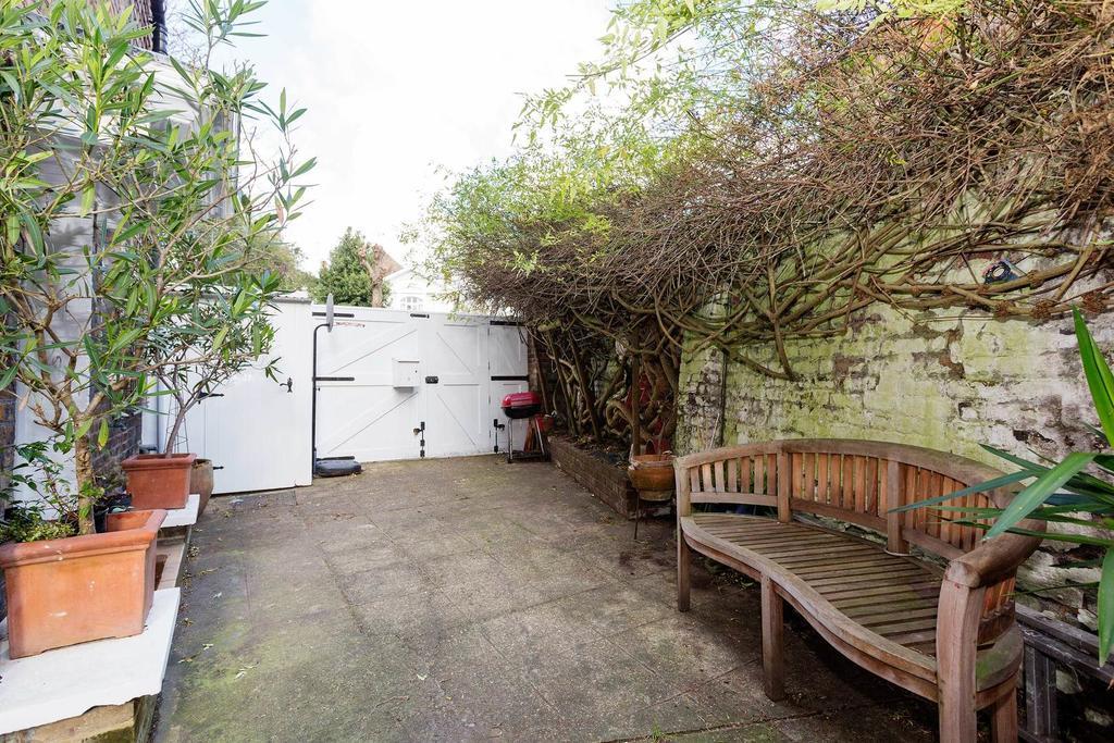 Veeve - Cosmic Atrium Holiday home London