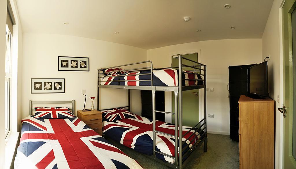 Guest house Devon House