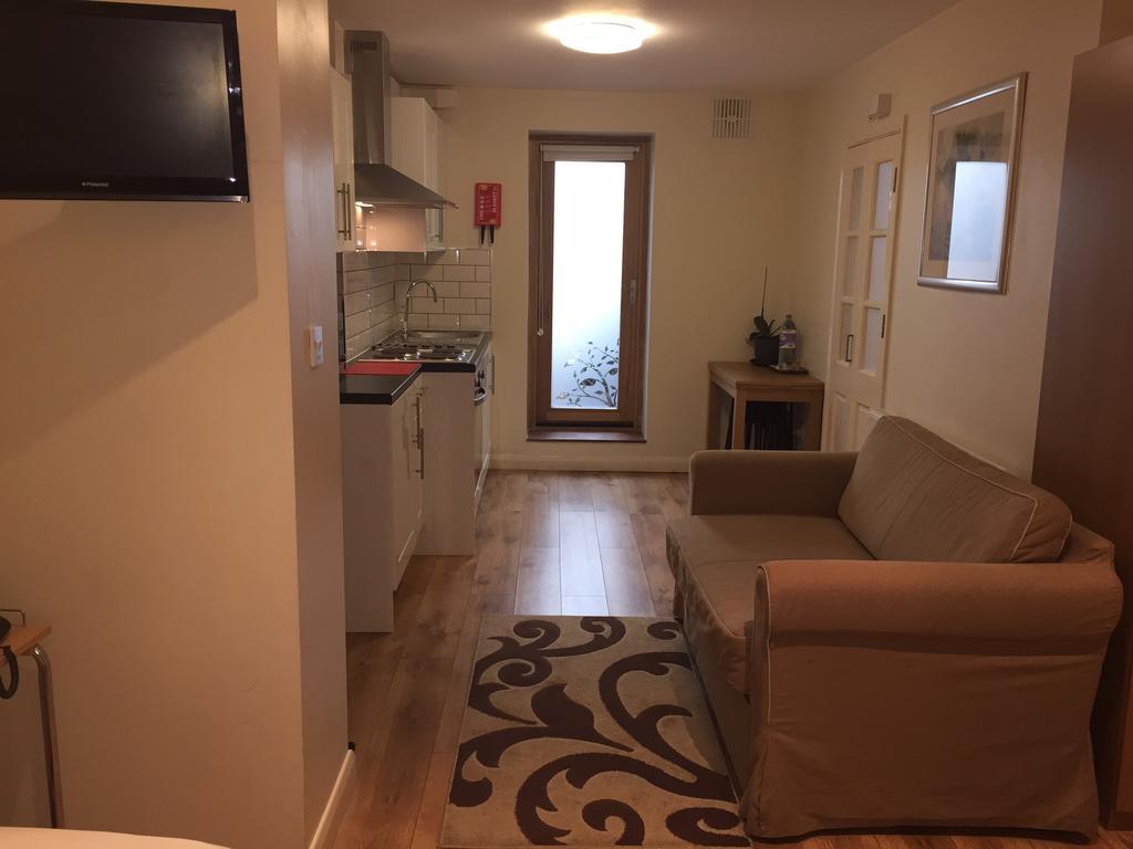 Aparthotel Lyall 3*
