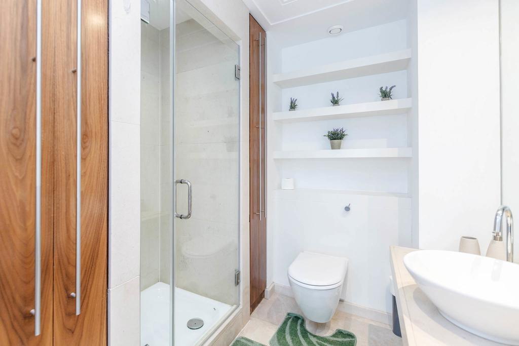 Excel For Business Travellers Apartment