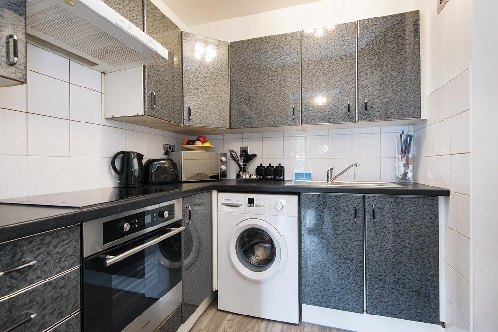 The Cromwell Road Sherborne Court Apartamento