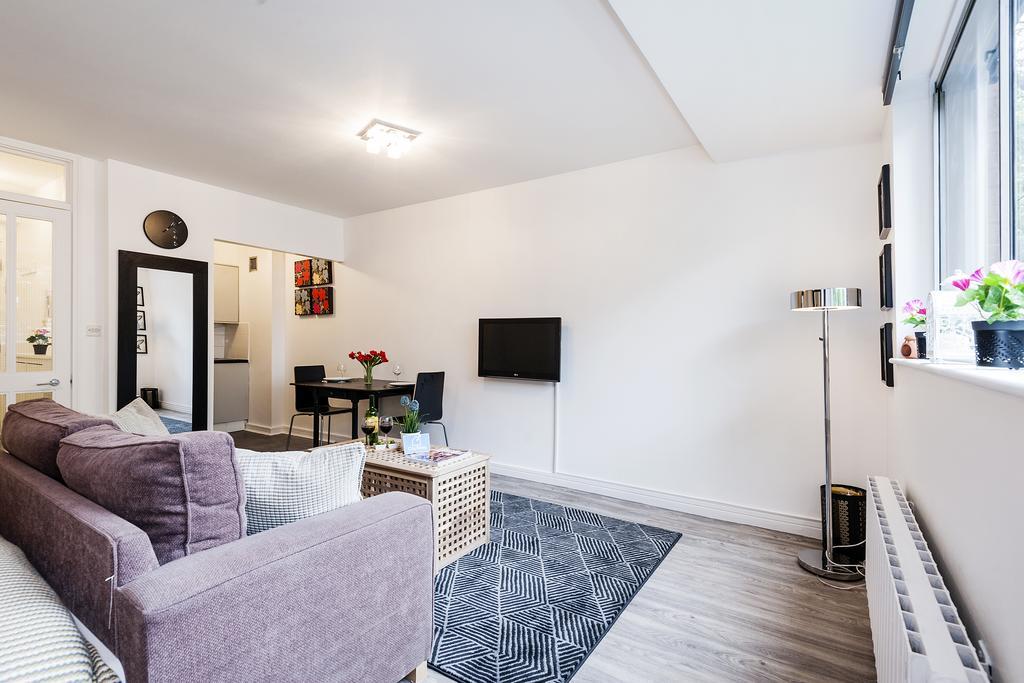 The Cromwell Road Sherborne Court Apartamento