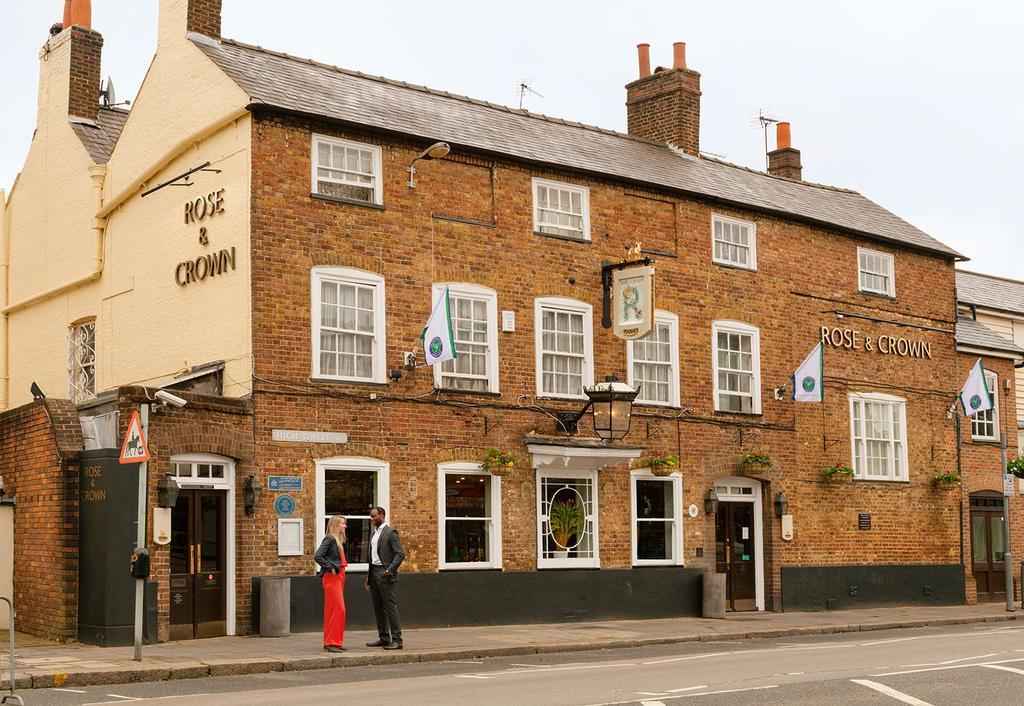 Inn Rose And Crown Hotel 3*