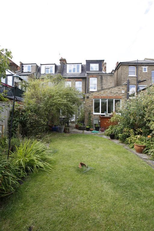 Veeve - House Dyne Road - Kilburn Holiday home *